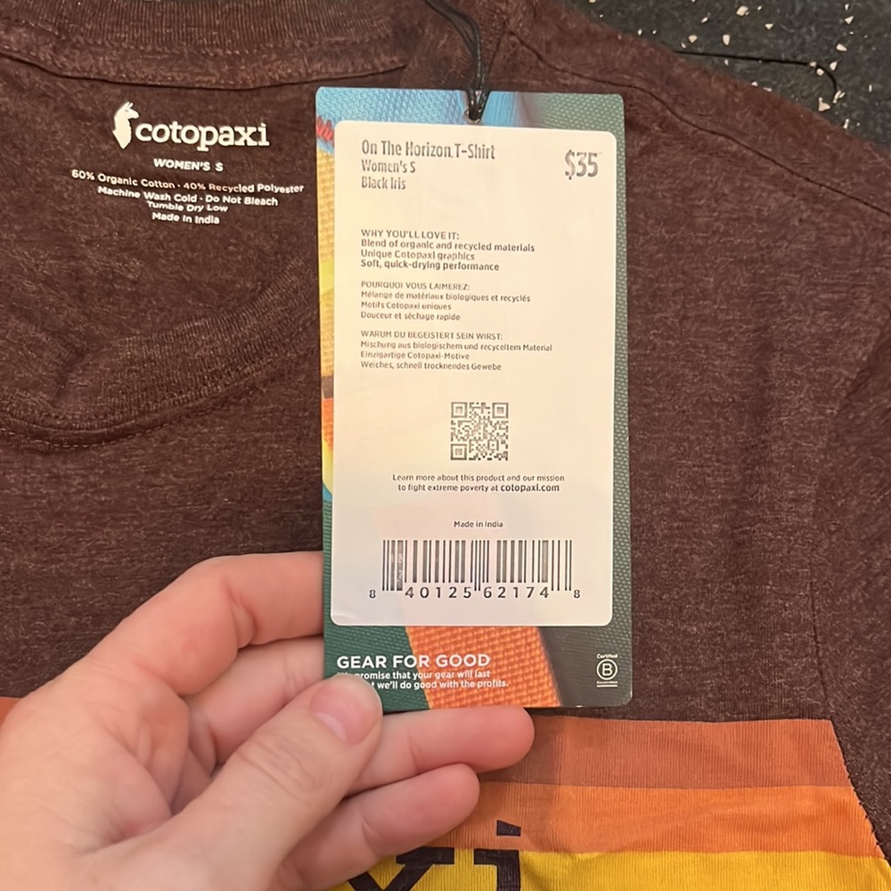 Cotopaxi On the Horizon Graphic Tee “Black Iris” Womens sizing NWT - Picture 4 of 10
